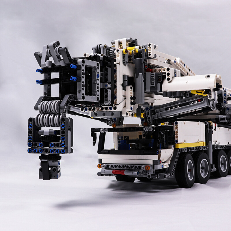 liebherr ltm 11200 lego technic